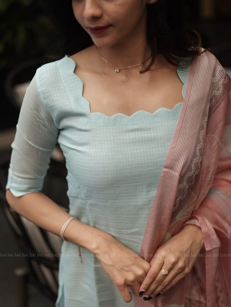 Mint Scalloped Neck Kurti